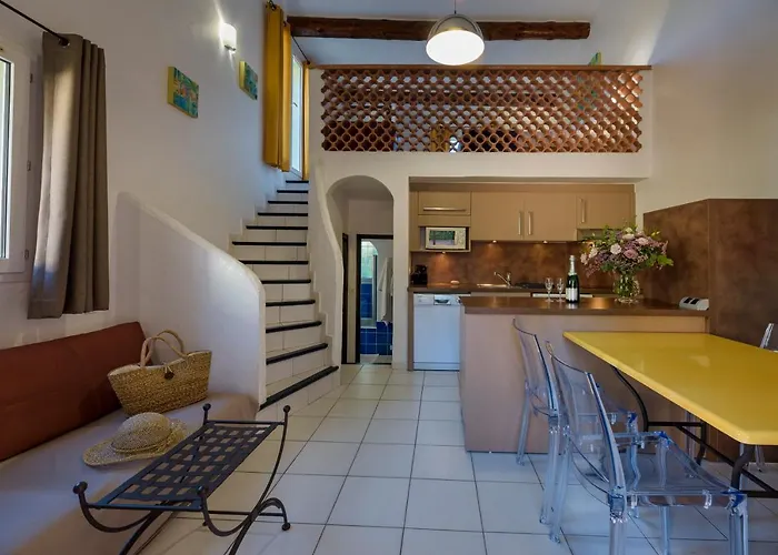Vasca D'oro Lägenhetshotell Porto-Vecchio (Corsica)