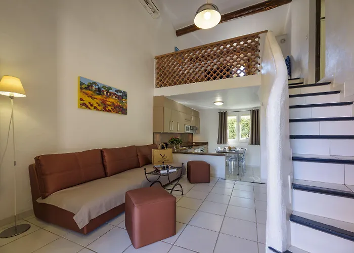 Vasca D'oro 3*
