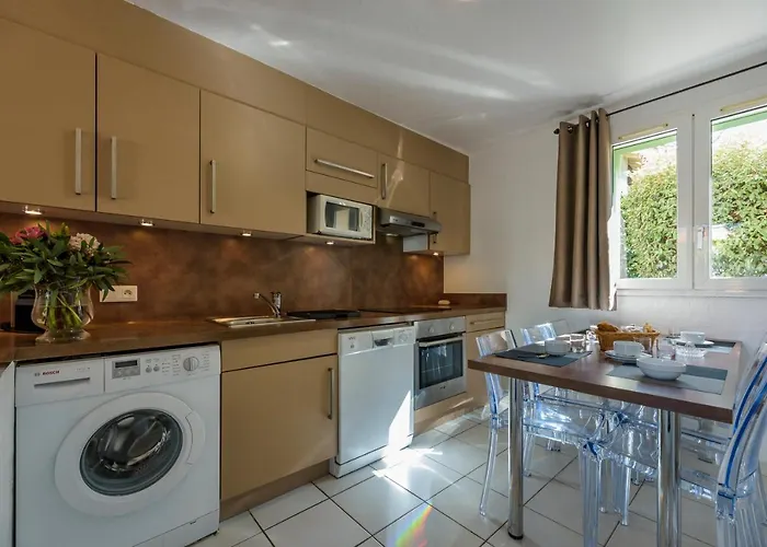 Vasca D'oro Aparthotel