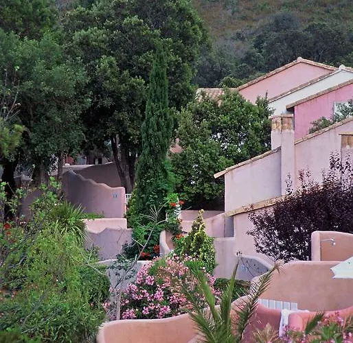 Aparthotel Vasca D'oro 3*